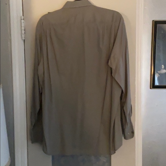 Hugo Boss long sleeve button down shirt - Picture 2 of 3